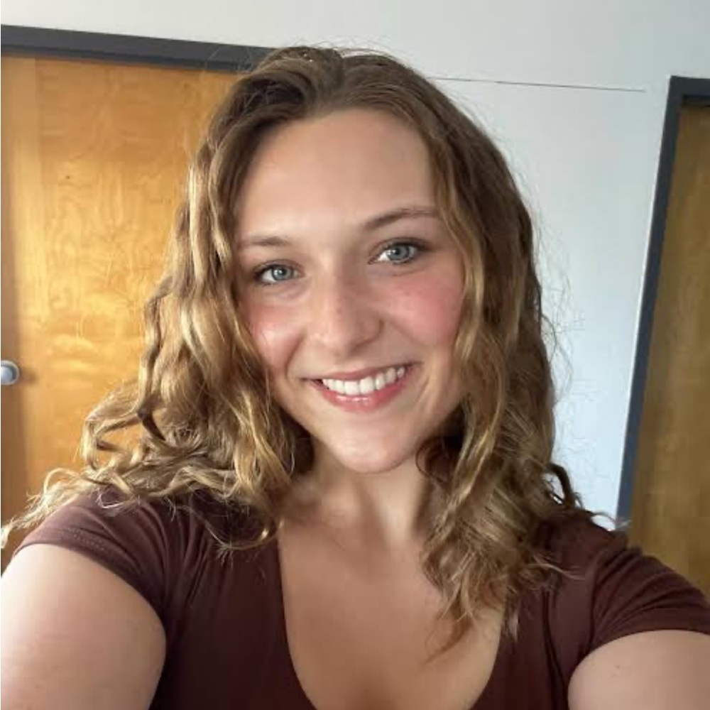 Meet your Posher, Casey